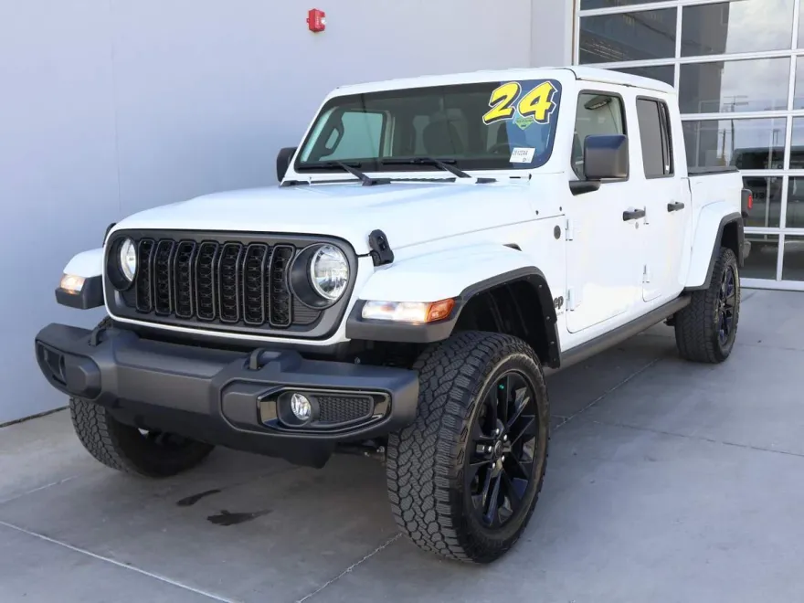 2024 Jeep Gladiator Sport photo 1