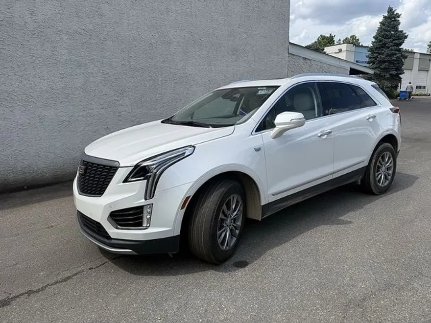 2022 Cadillac XT5 Premium Luxury photo 1