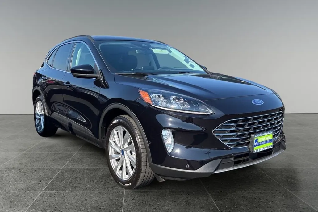 2021 Ford Escape Titanium photo 1