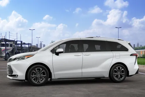 2025 Toyota Sienna Platinum photo 3