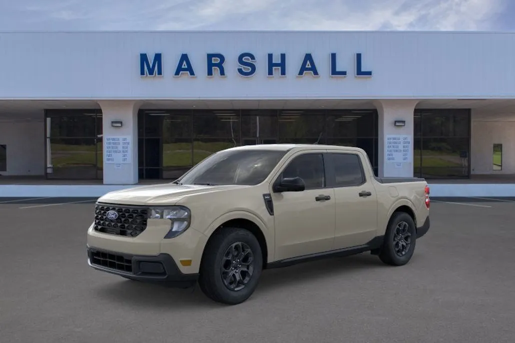 2025 Ford Maverick XLT photo 1