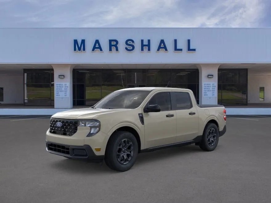 2025 Ford Maverick XLT photo 1