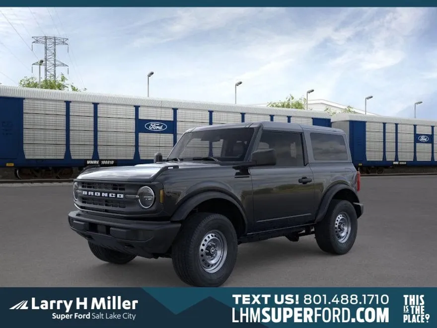 2025 Ford Bronco Base photo 1