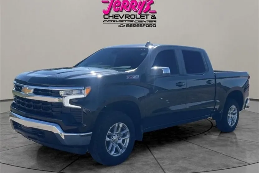2026 Chevrolet Silverado 1500 LT photo 1