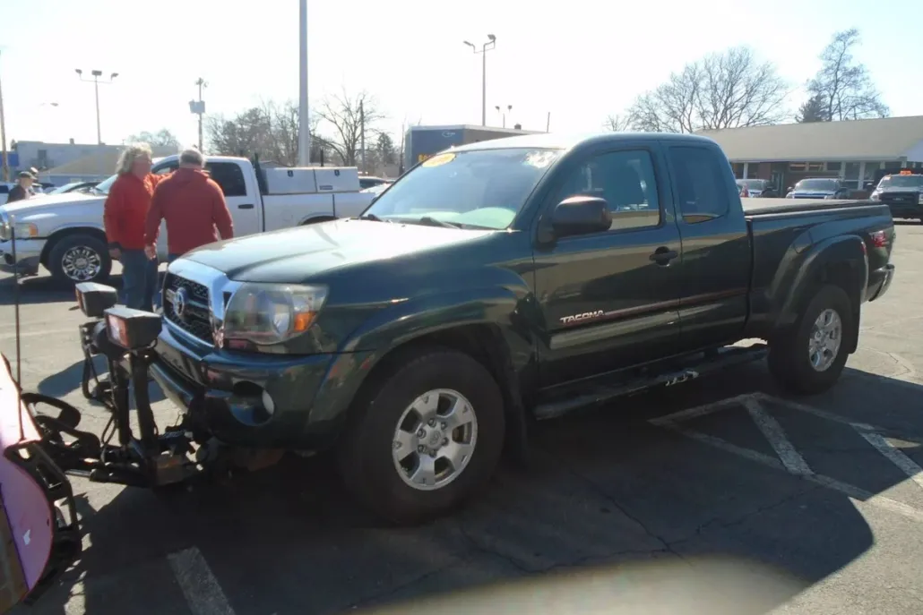 2011 Toyota Tacoma Access Cab photo 1