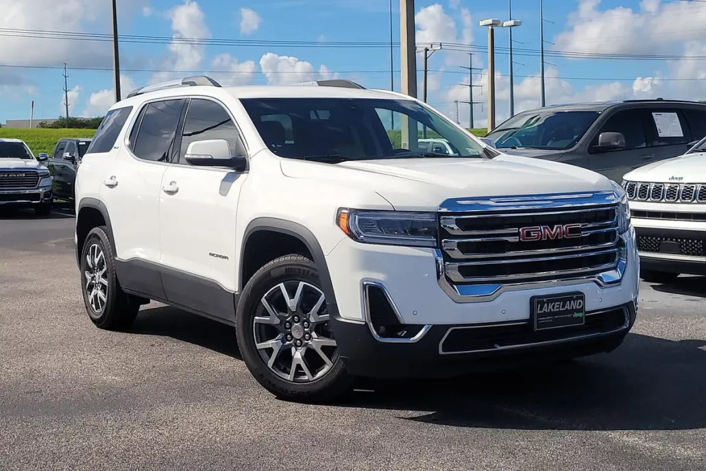 2023 Gmc Acadia SLT photo 1
