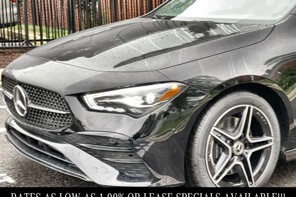 2025 Mercedes Benz CLA 250 4MATIC photo 1