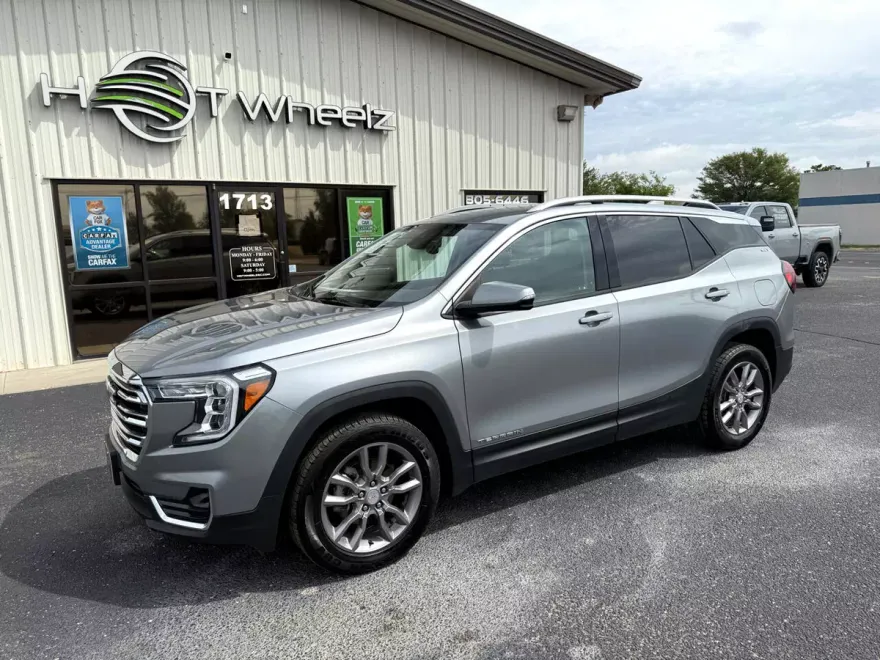 2023 Gmc Terrain SLT photo 1