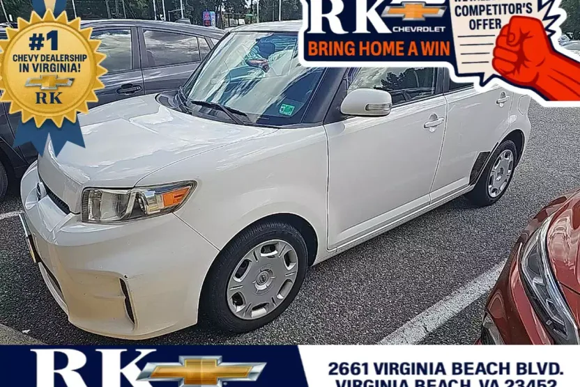 2011 Scion xB photo 1