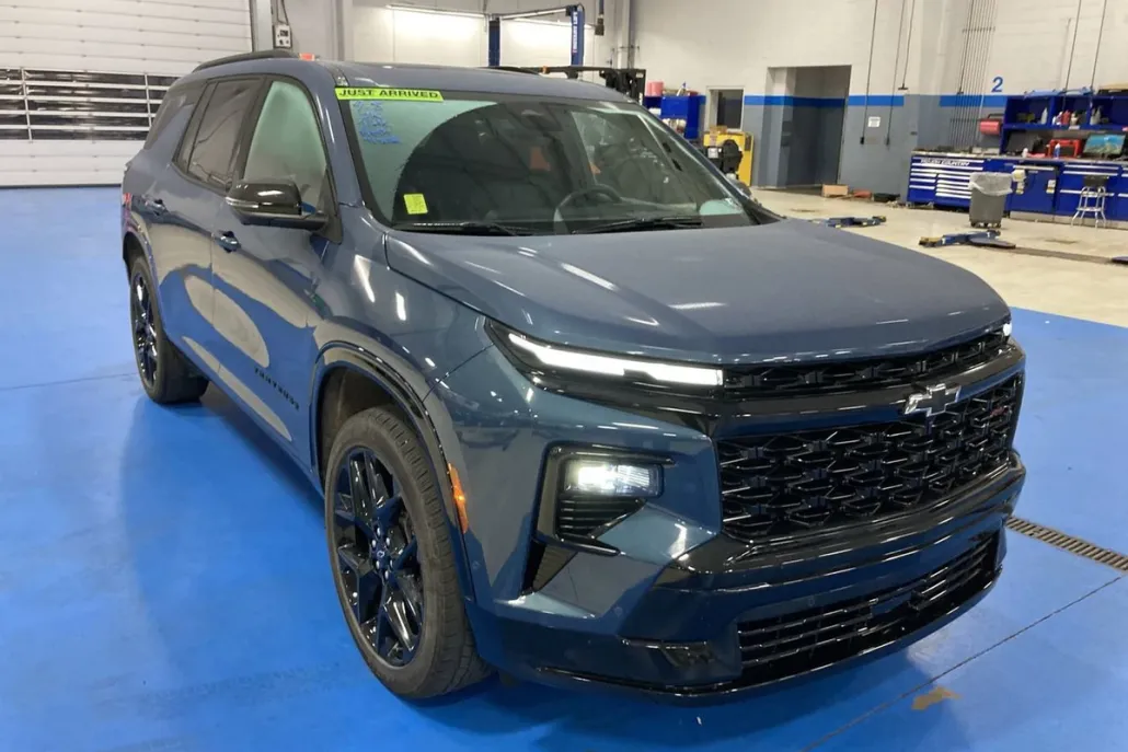 2024 Chevrolet Traverse RS photo 1