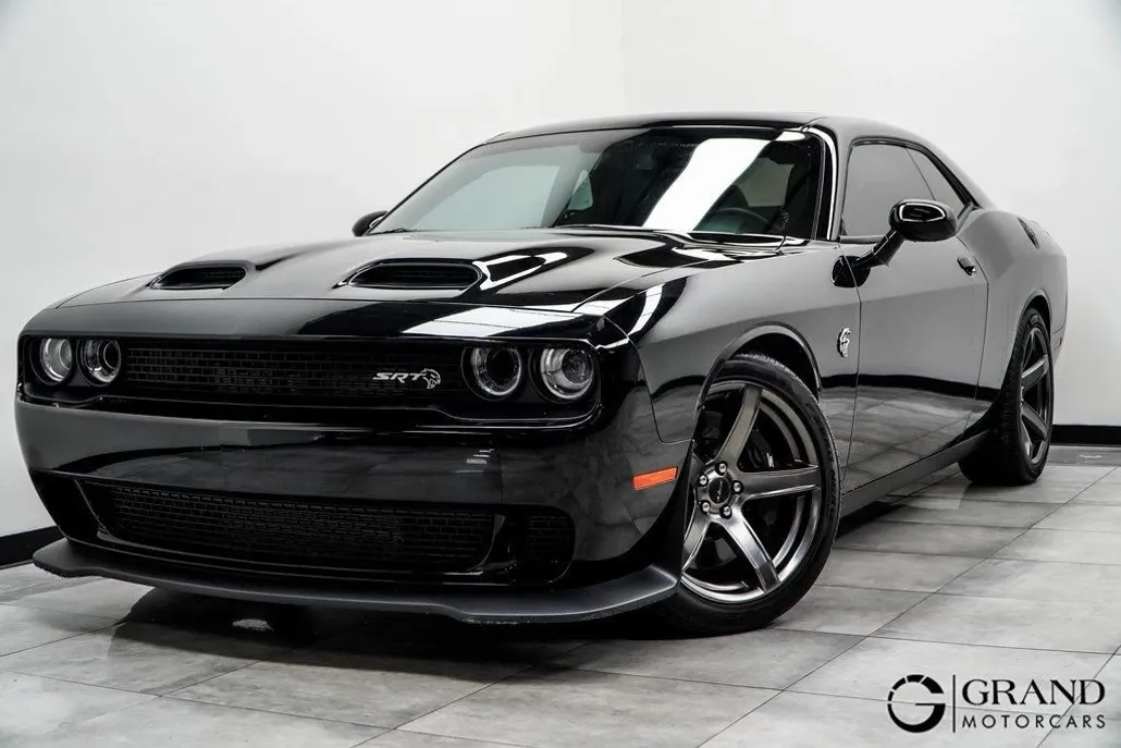 2023 Dodge Challenger SRT8 Hellcat photo 1