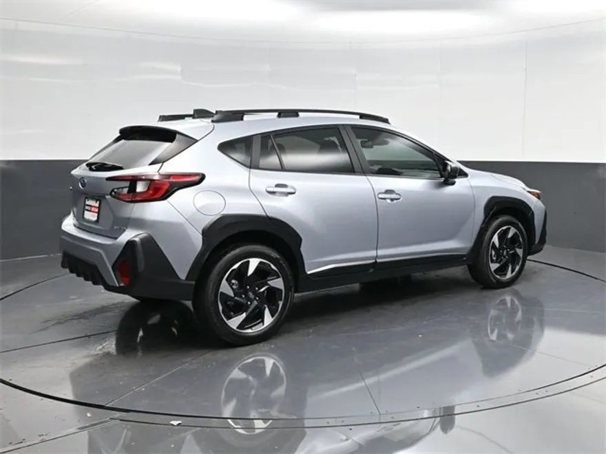 2024 Subaru Crosstrek Limited photo 1