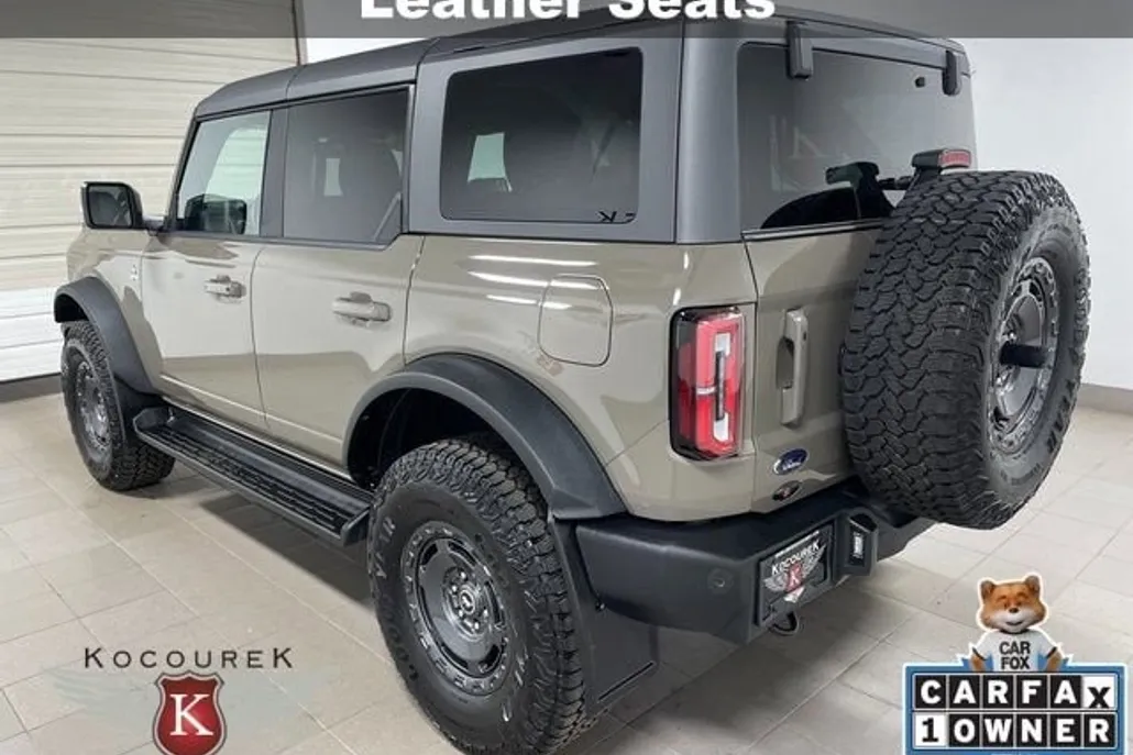 2025 Ford Bronco Outer Banks photo 1