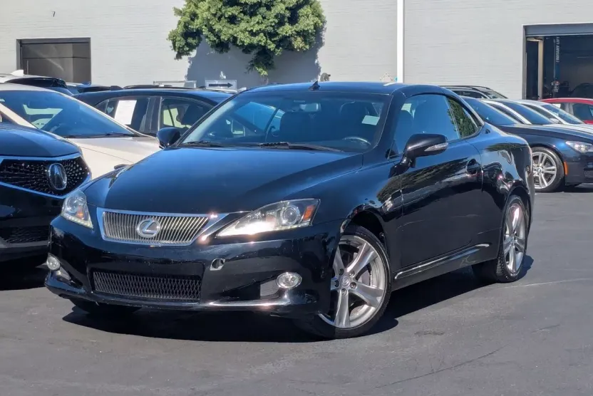 2012 Lexus IS 350C photo 1