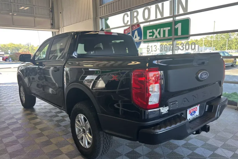 2025 Ford Ranger XL photo 1