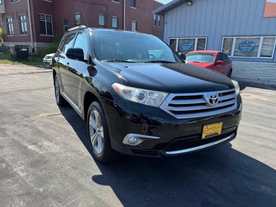 2013 Toyota Highlander Limited photo 1