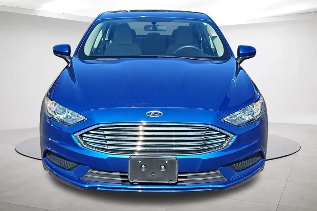 2018 Ford Fusion Hybrid S photo 1
