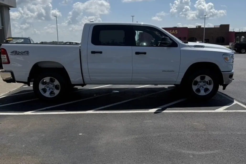 2023 Ram 1500 Big Horn photo 1