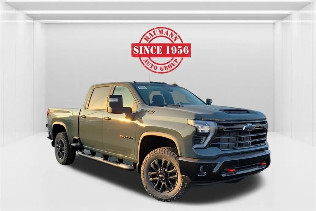2026 Chevrolet Silverado 2500HD LT photo 1