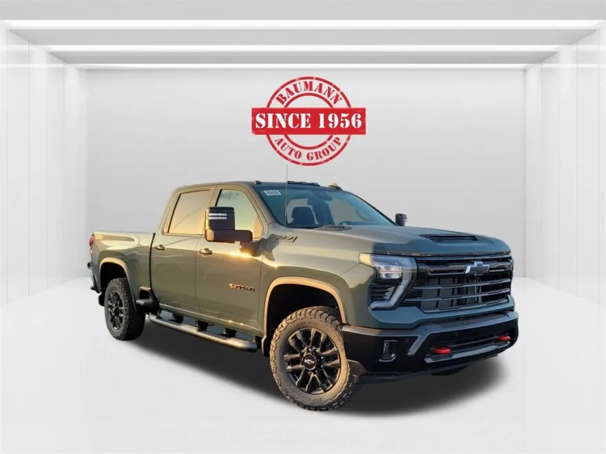 2026 Chevrolet Silverado 2500HD LT photo 1