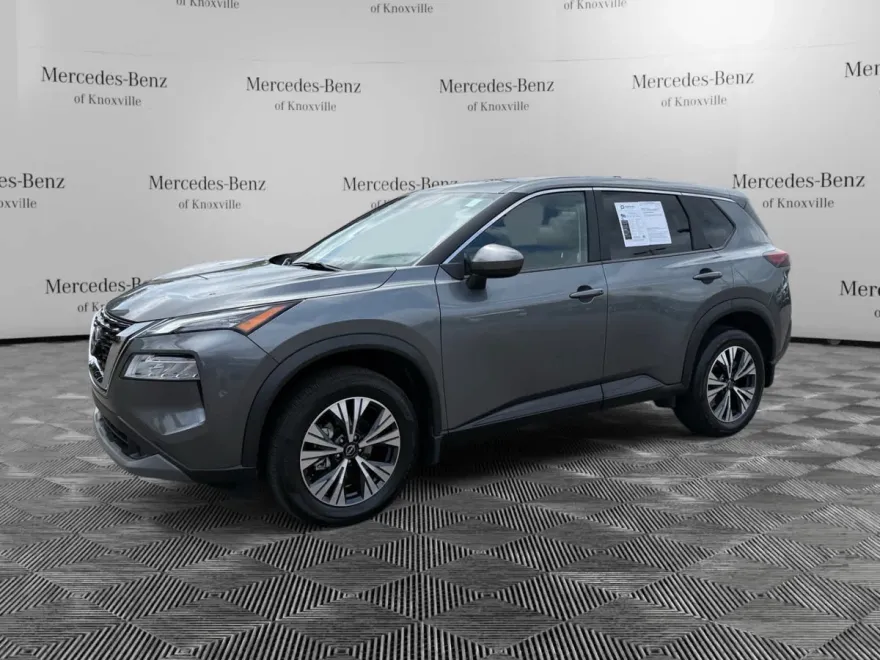2023 Nissan Rogue SV photo 1