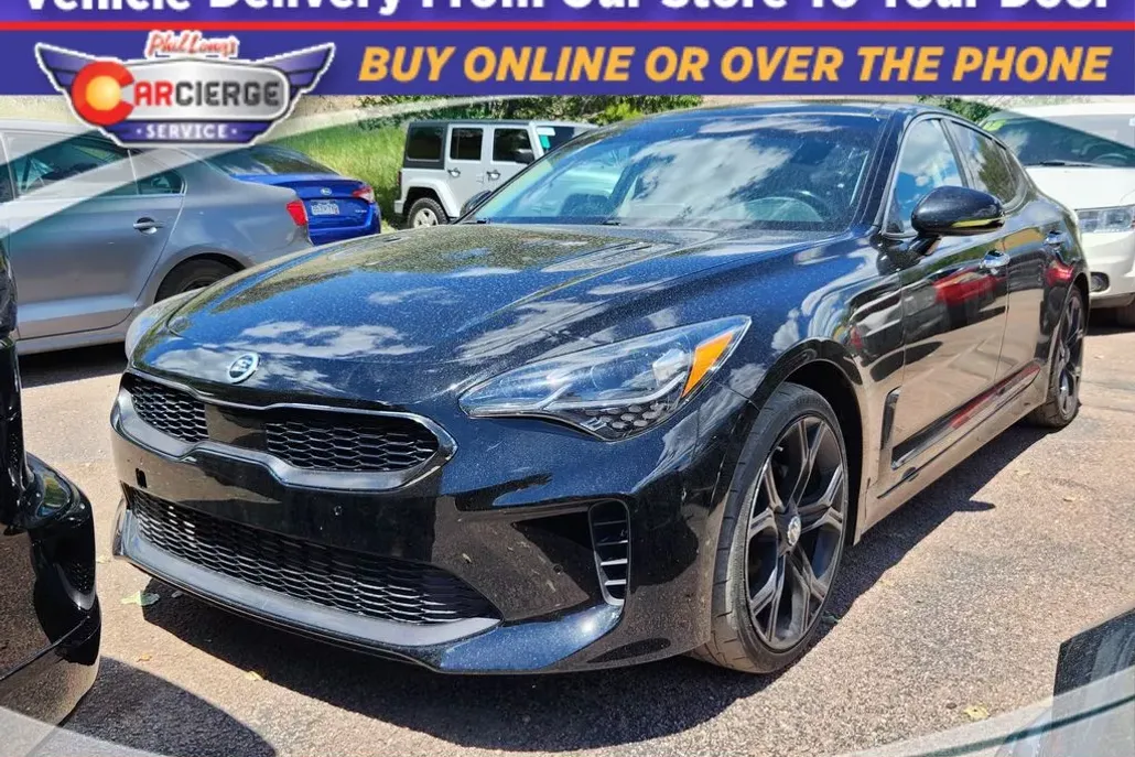 2019 Kia Stinger Premium photo 1