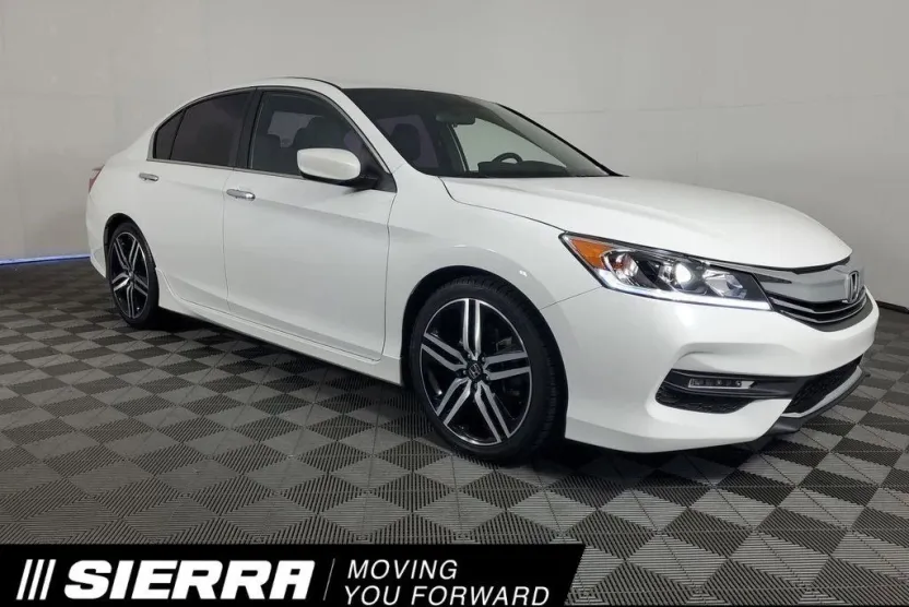 2017 Honda Accord Sport photo 1