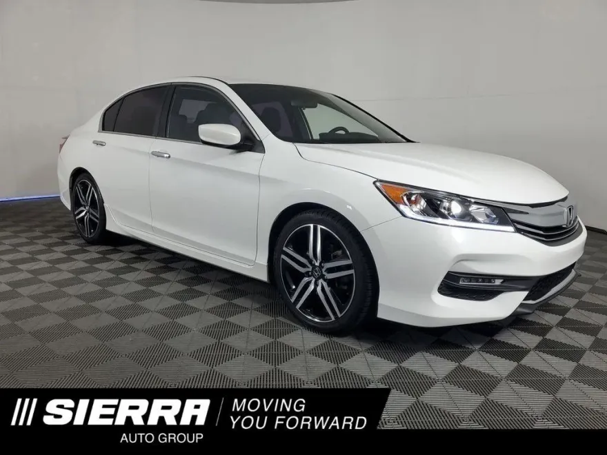 2017 Honda Accord Sport photo 1