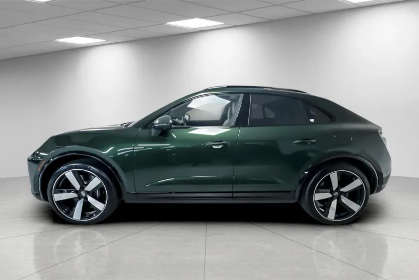 2024 Porsche Macan Turbo Electric photo 1