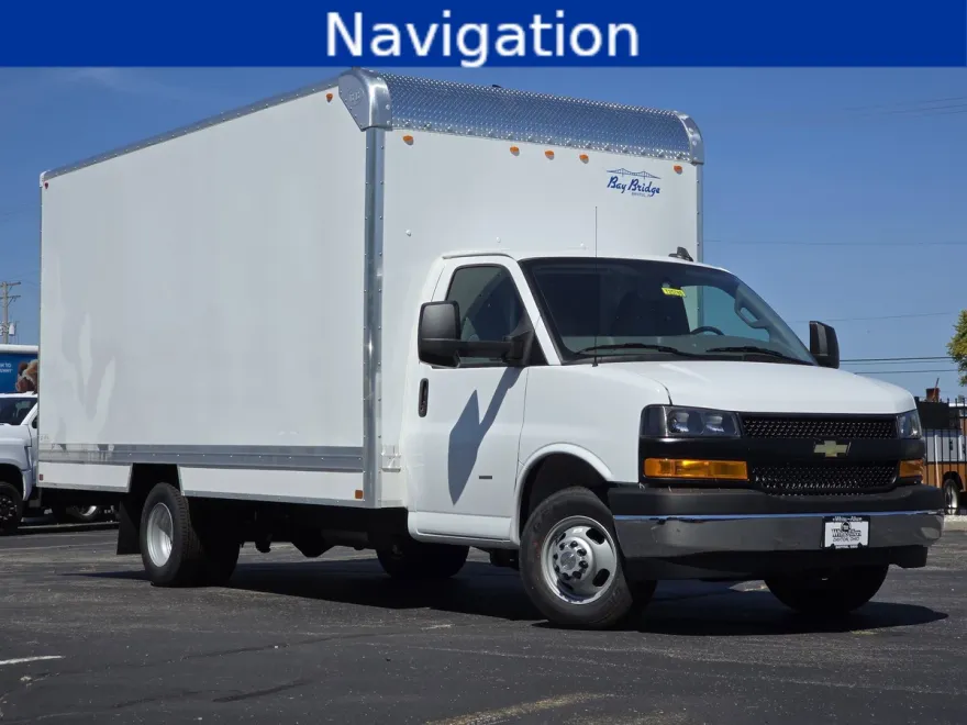 2025 Chevrolet Express Cutaway Van photo 1