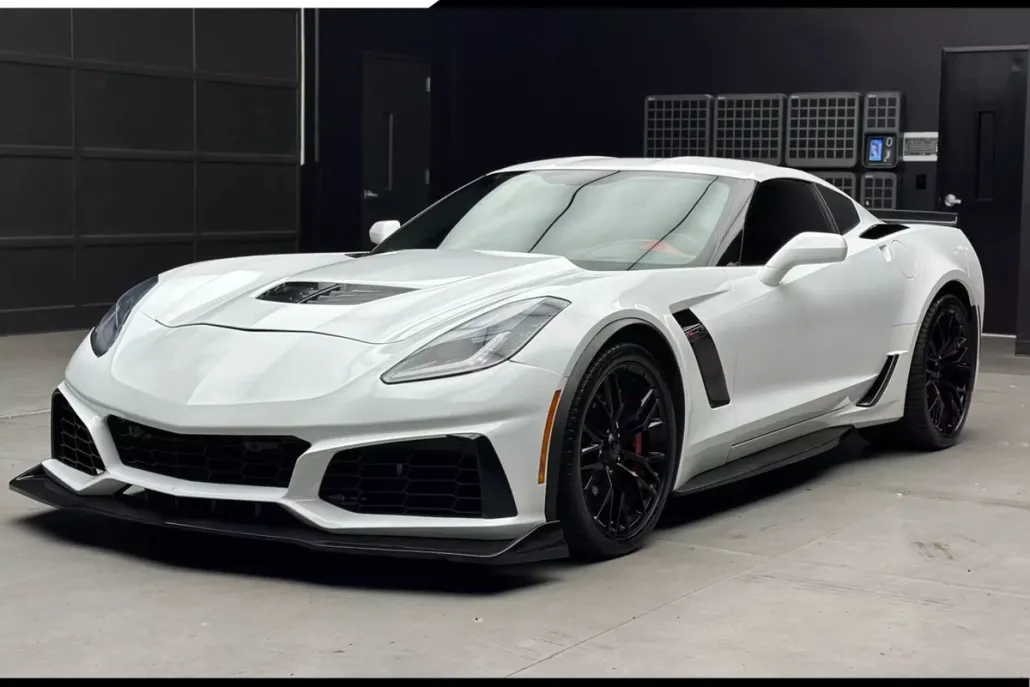2017 Chevrolet Corvette Z06 Coupe photo 1