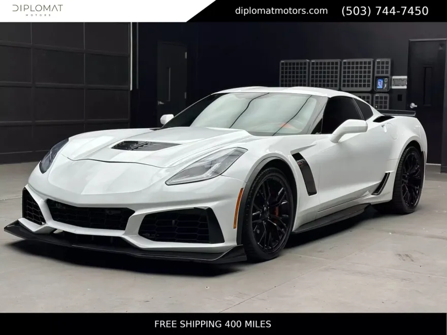 2017 Chevrolet Corvette Z06 Coupe photo 1
