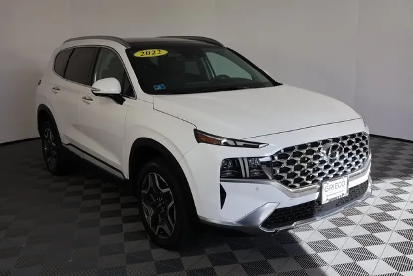 2022 Hyundai Santa Fe Limited photo 1
