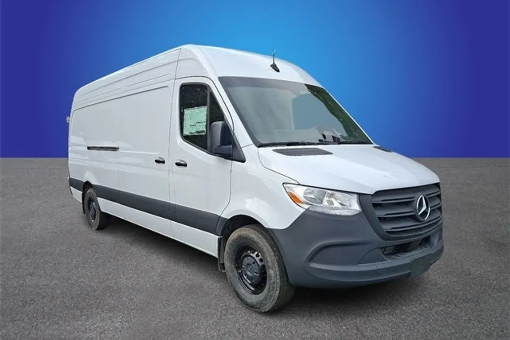 2025 Mercedes Benz Sprinter 2500 High Roof photo 1