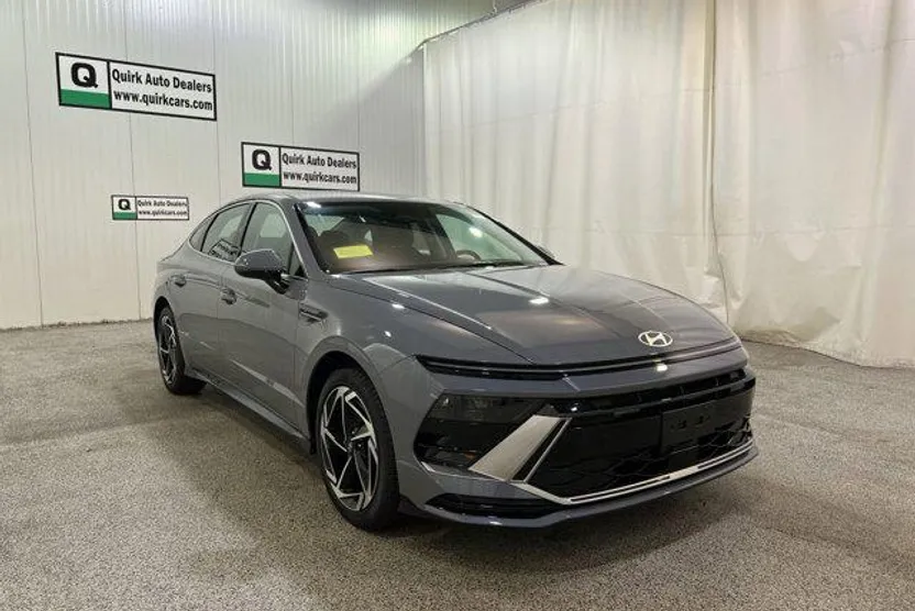 2026 Hyundai Sonata SEL Sport photo 1