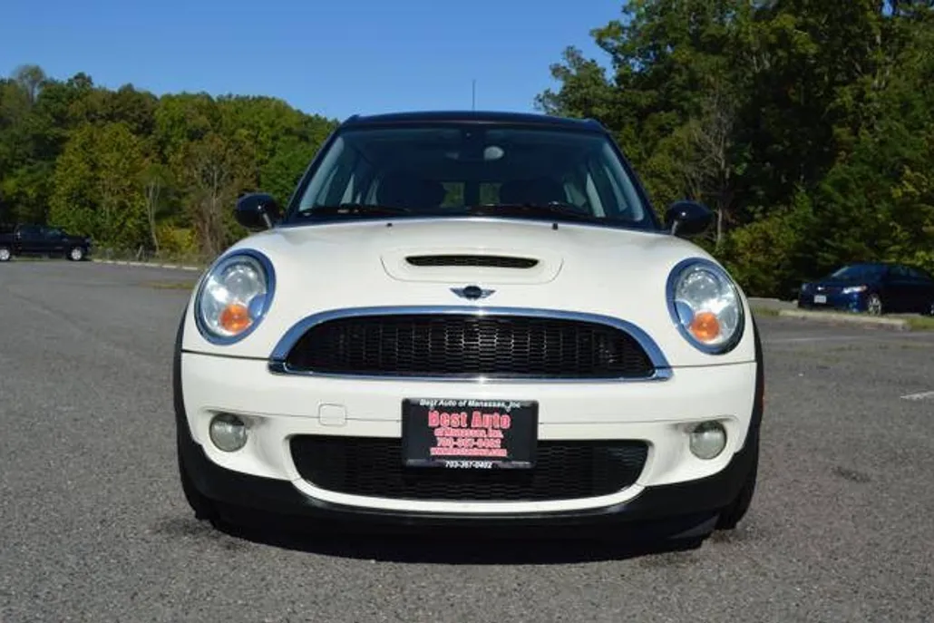 2009 Mini Clubman Base S photo 1