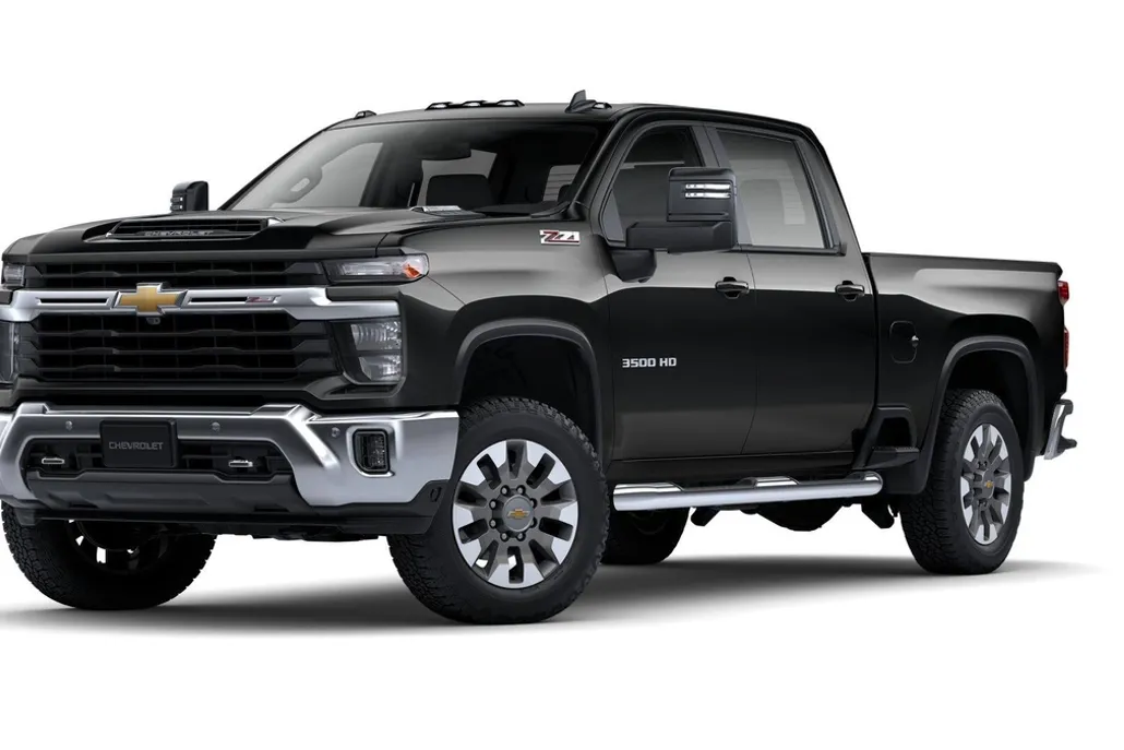 2025 Chevrolet Silverado 3500HD LT photo 1