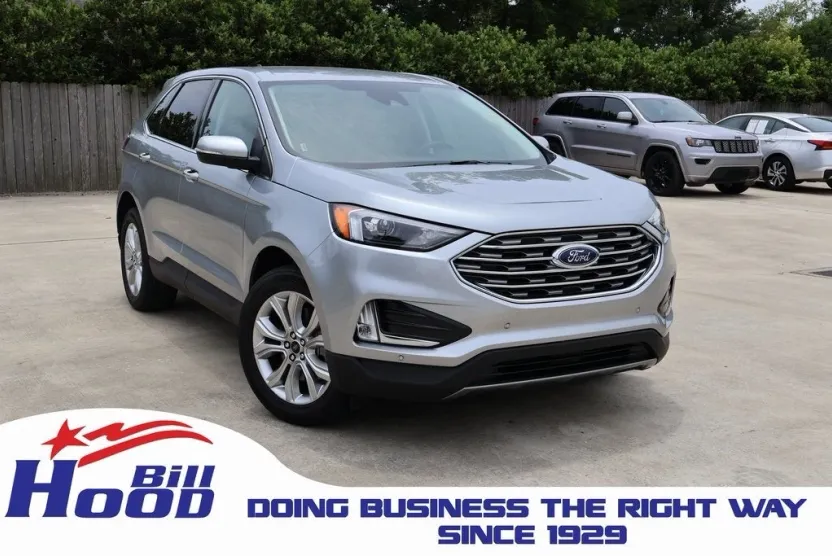 2024 Ford Edge Titanium photo 1