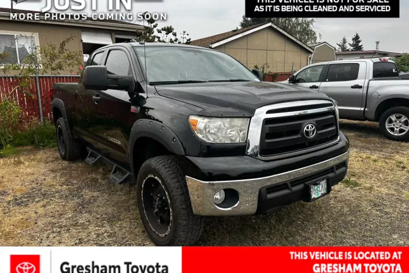 2013 Toyota Tundra Double Cab photo 1