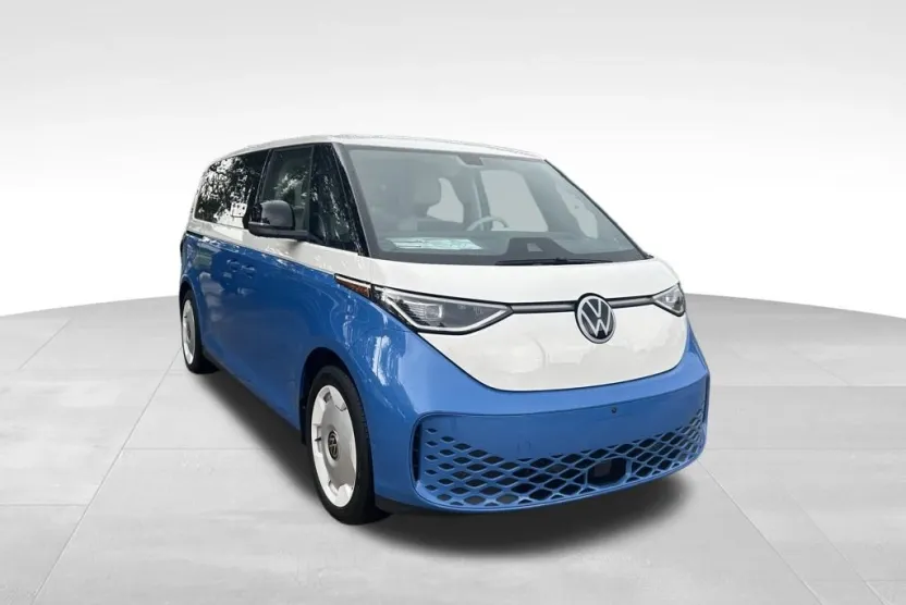 2025 Volkswagen ID. Buzz photo 1