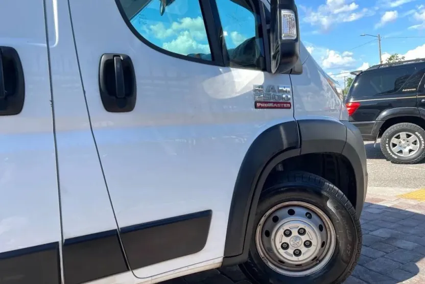 2021 Ram ProMaster 2500 photo 1