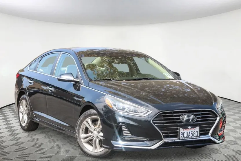 2018 Hyundai Sonata SEL photo 1