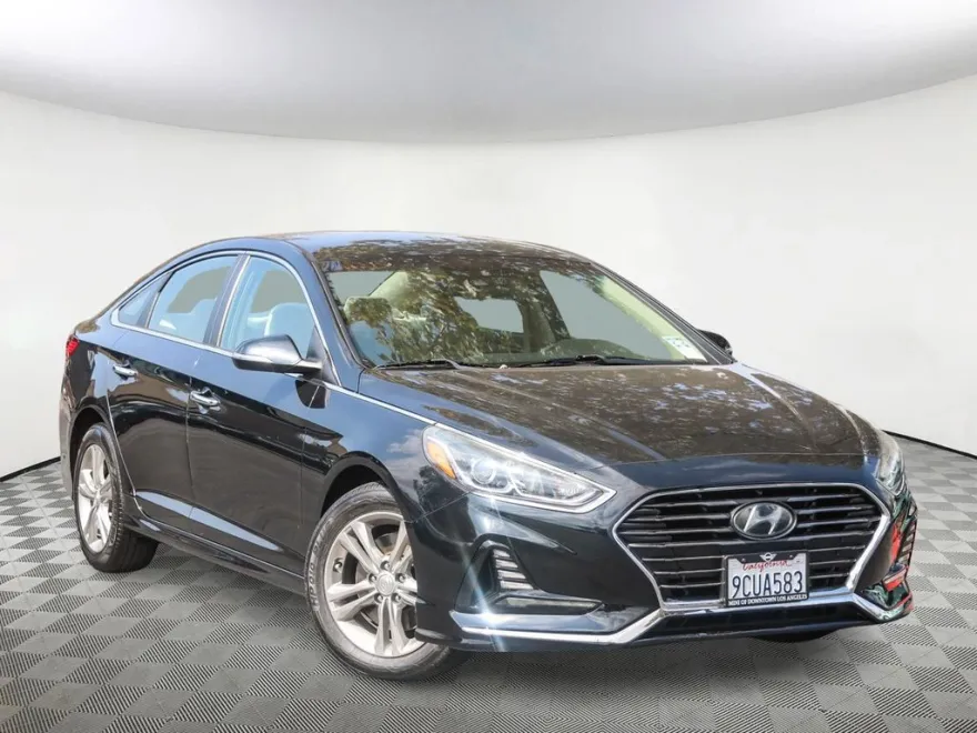 2018 Hyundai Sonata SEL photo 1