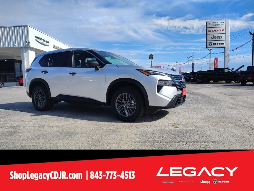 2024 Nissan Rogue S photo 1
