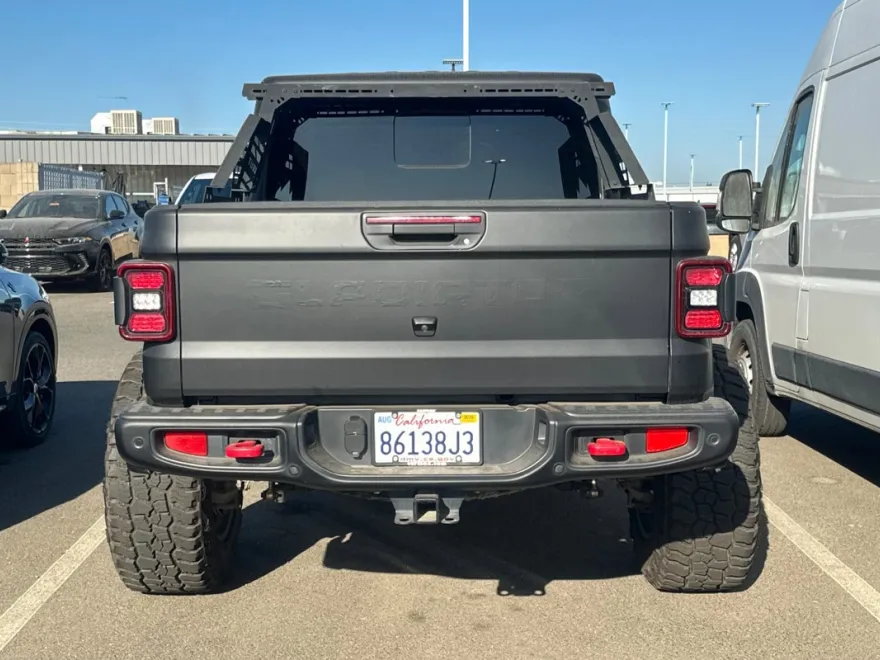 2020 Jeep Gladiator Rubicon photo 1