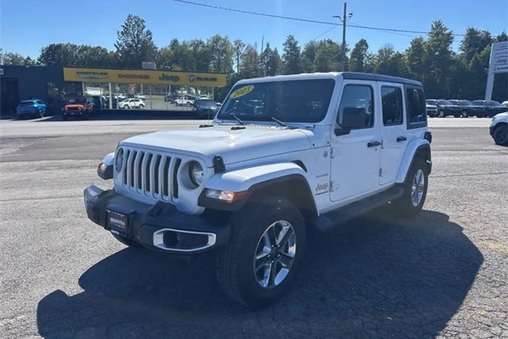 2023 Jeep Wrangler Sahara photo 1