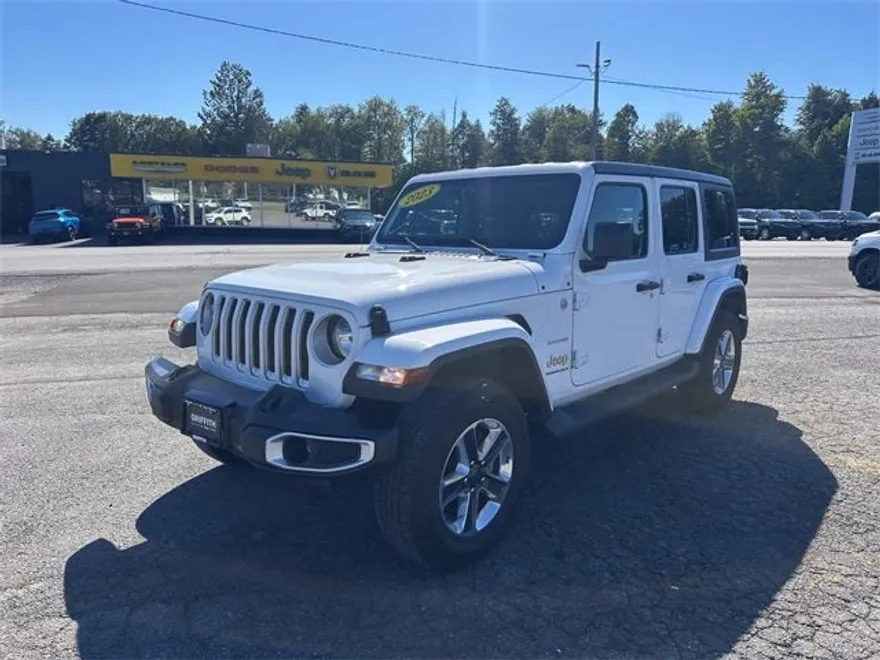 2023 Jeep Wrangler Sahara photo 1