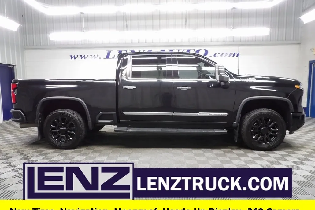 2024 Chevrolet Silverado 2500HD High Country photo 1
