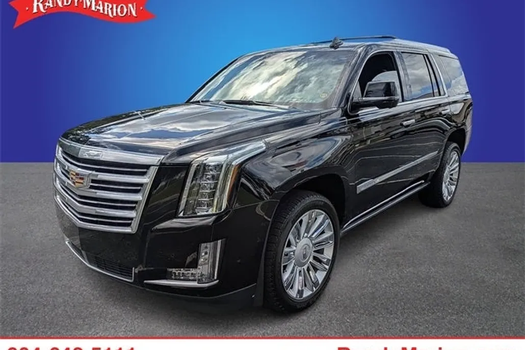 2018 Cadillac Escalade Platinum photo 1