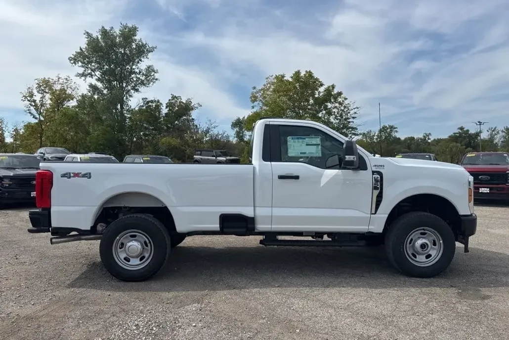 2026 Ford F-350 XL photo 1